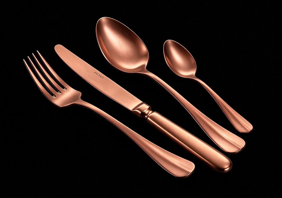 PVD Stainless Steel Cutlery vs. Sterling Silver Flatware: How to Choose the Right Flatware Set